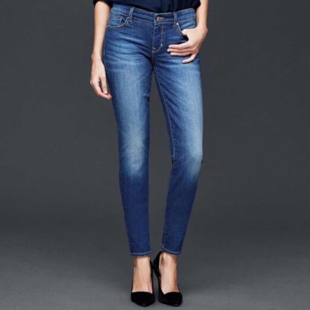 Gap 1969 always skinny jeans size 28R